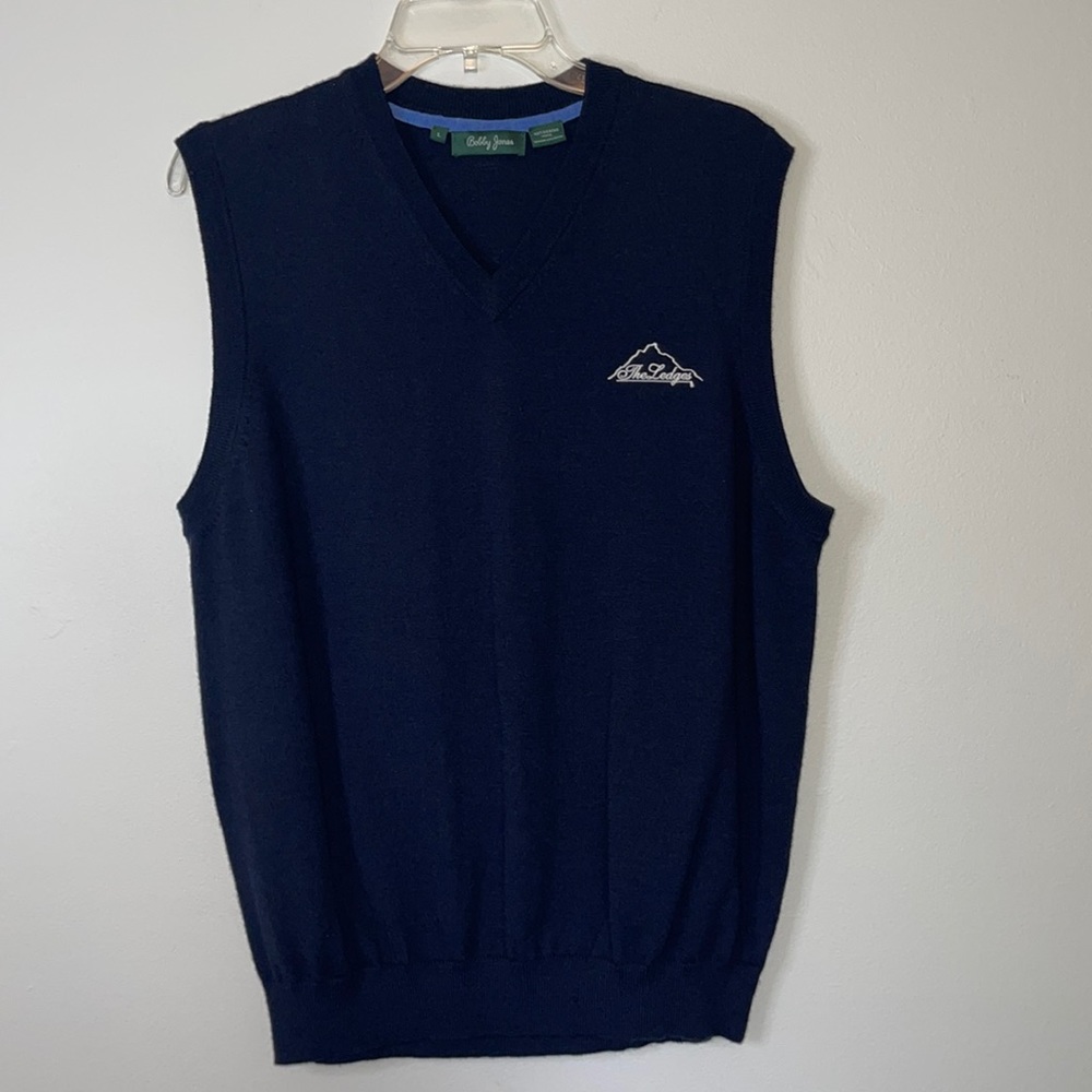 Bobby Jones Sweater Vest 100% Merino Wool Navy Blue with The Ledges Logo…